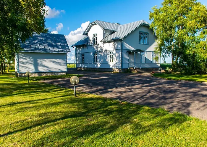 Villa Kuus Solme - Sea View Holiday Home