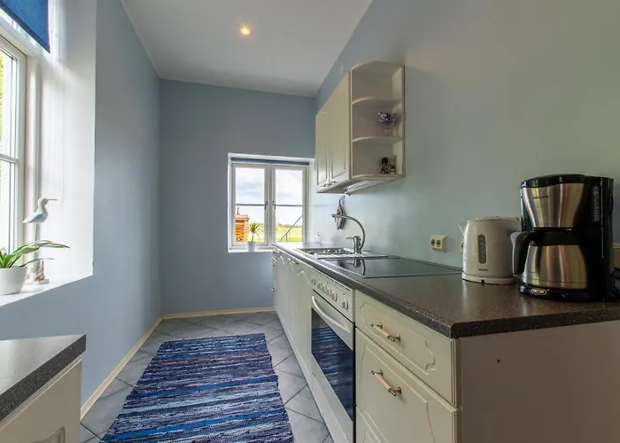 Villa Kuus Solme - Sea View Holiday Home