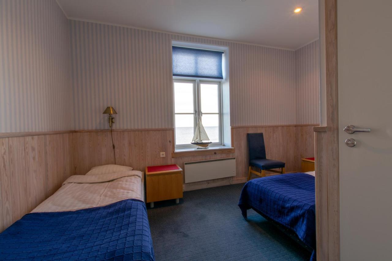 Kuus Solme - Sea View Ferienhaus Kuressaare